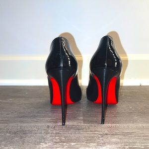 Black tall heel/ Christian louboutin